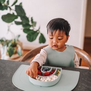 Ava & Oliver -RAINBOW PLACEMAT-Mint